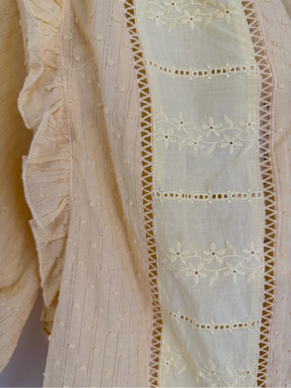 easel Yellow Ruffle Lace Button-Front Blouse - Picture 6 of 9